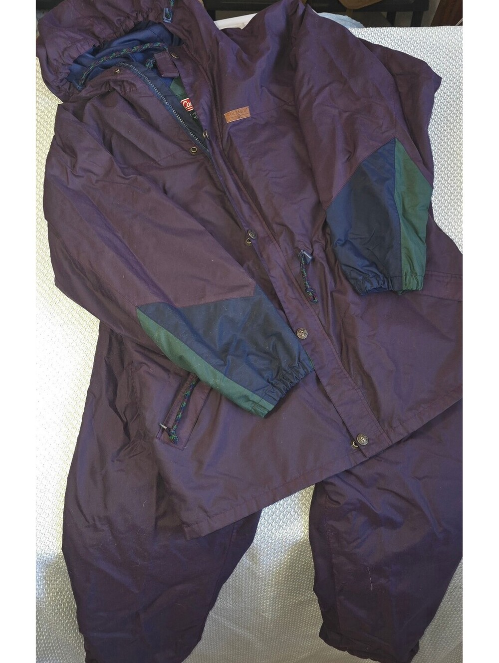Vintage Coleman hooded rain jacket and matching pants size large